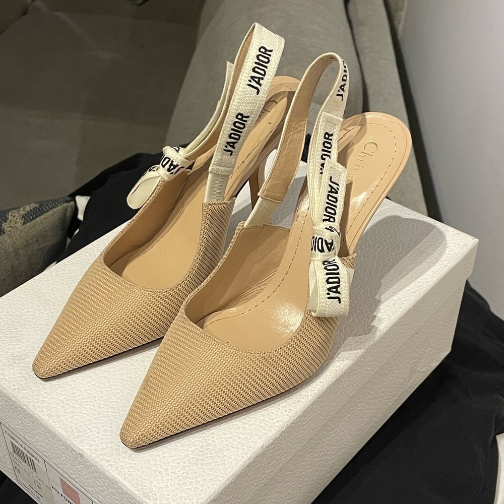 J'ADIOR SLINGBACK PUMP